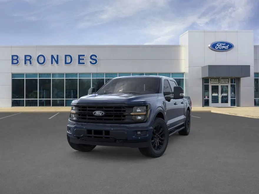 2025 Ford F-150 XLT photo 1