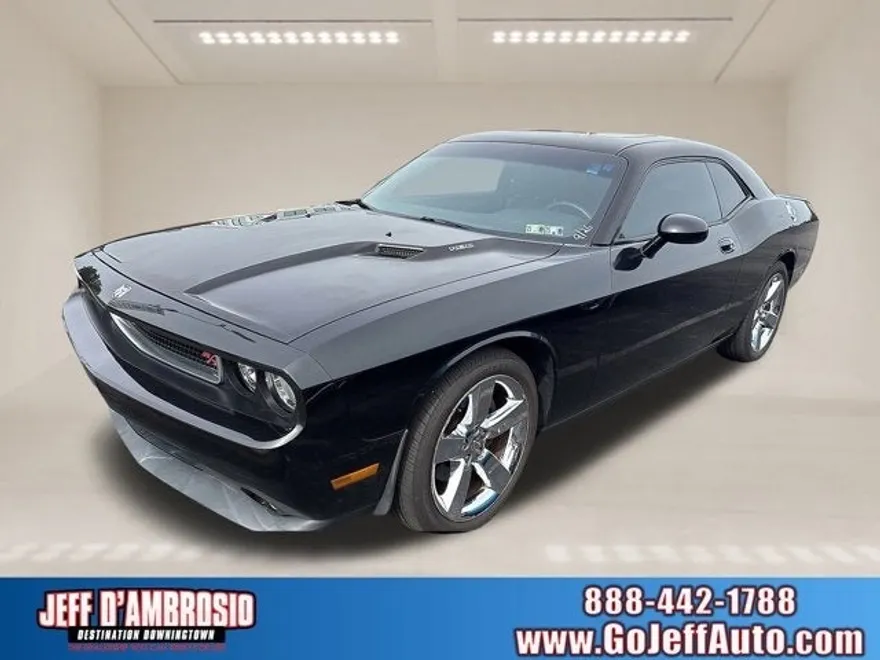 2010 Dodge Challenger R/T photo 1