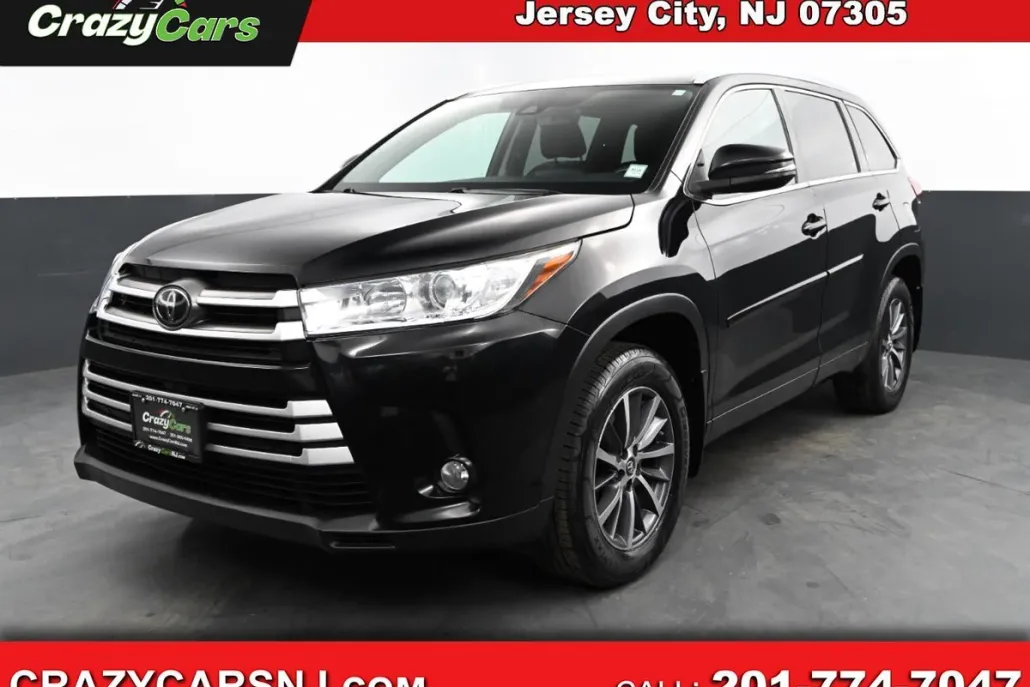2017 Toyota Highlander XLE photo 1