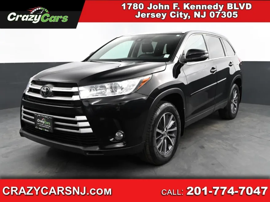 2017 Toyota Highlander XLE photo 1