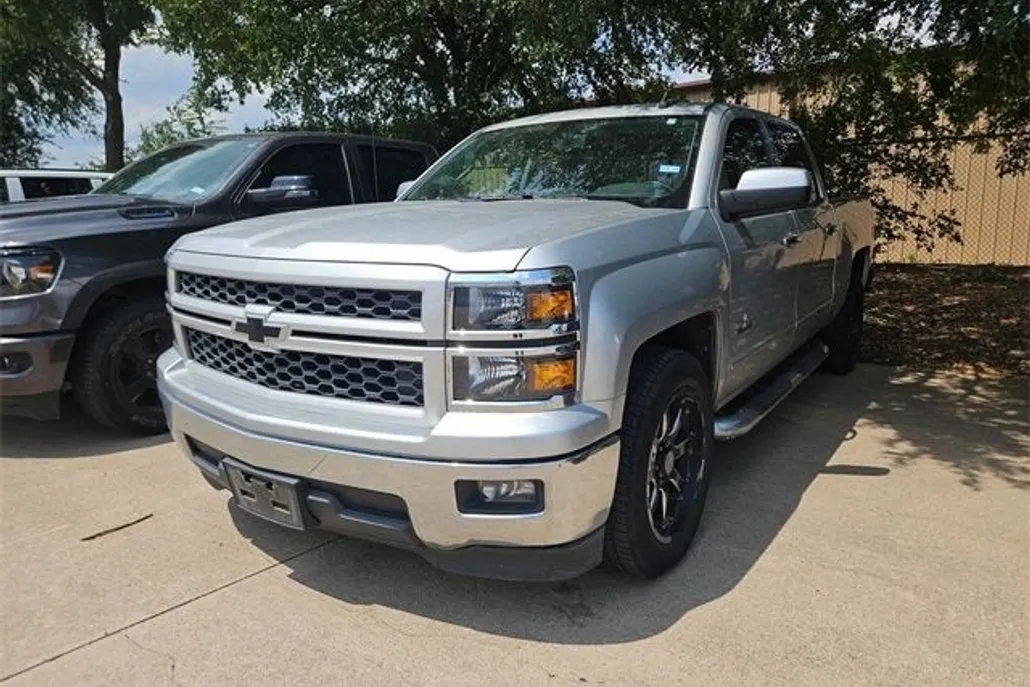 2015 Chevrolet Silverado 1500 LT photo 1