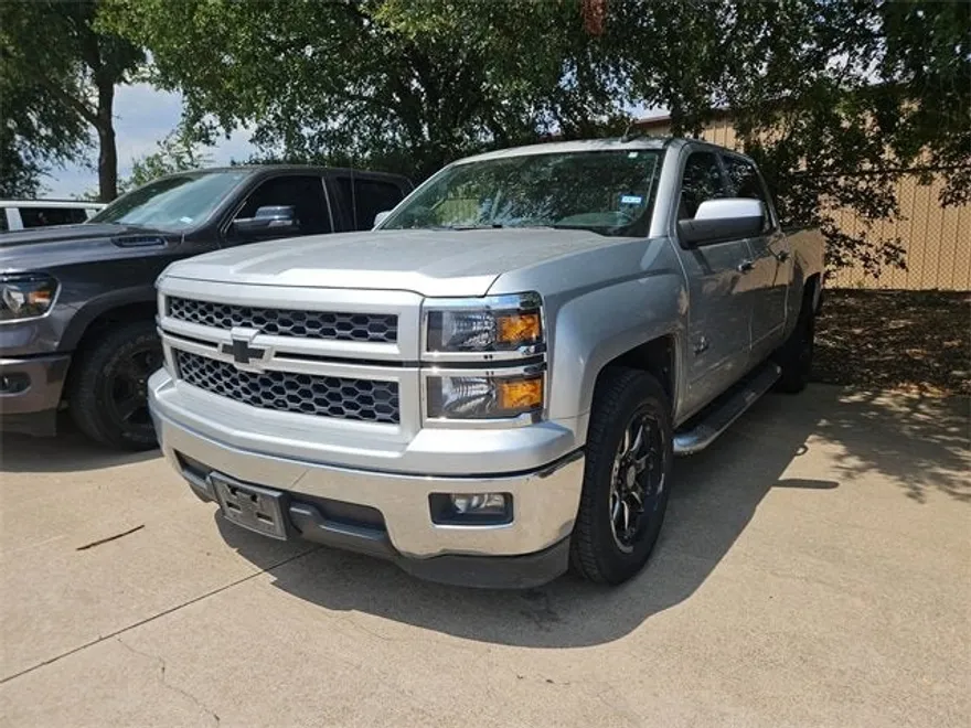 2015 Chevrolet Silverado 1500 LT photo 1