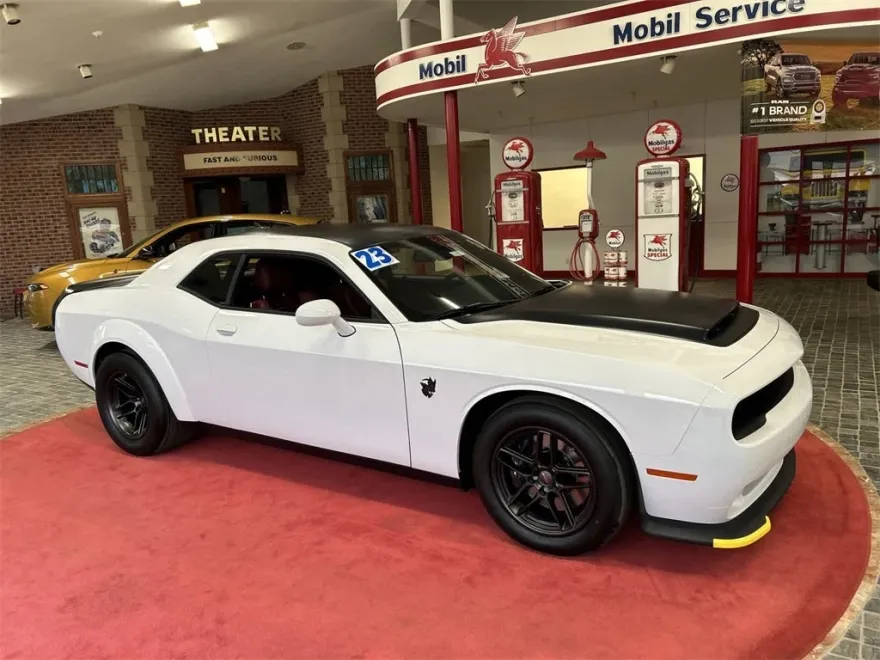 2023 Dodge Challenger SRT8 Hellcat Redeye Widebody photo 1