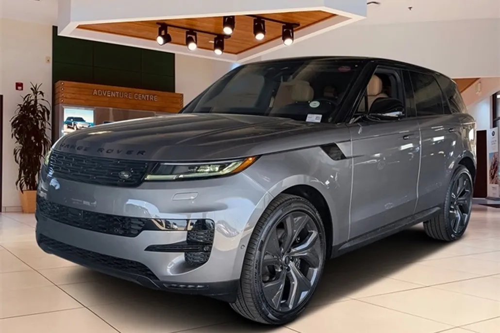 2025 Land Rover Range Rover Sport SE photo 1