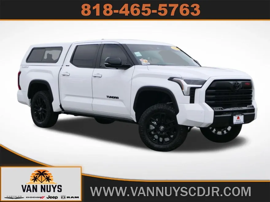 2025 Toyota Tundra Limited Platinum photo 1