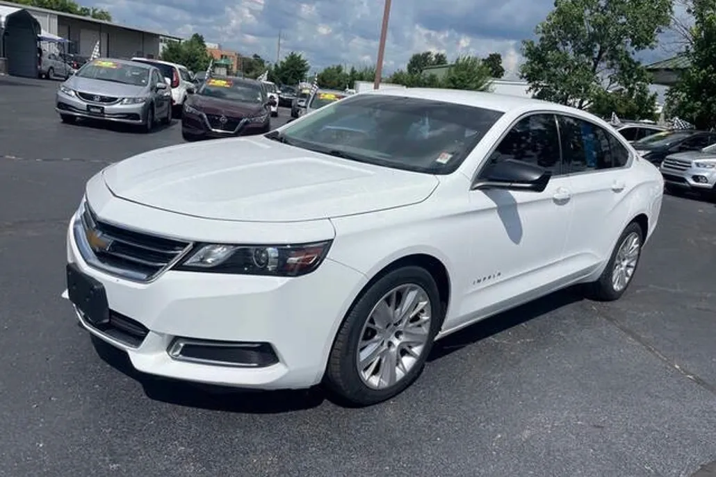 2018 Chevrolet Impala LS photo 1