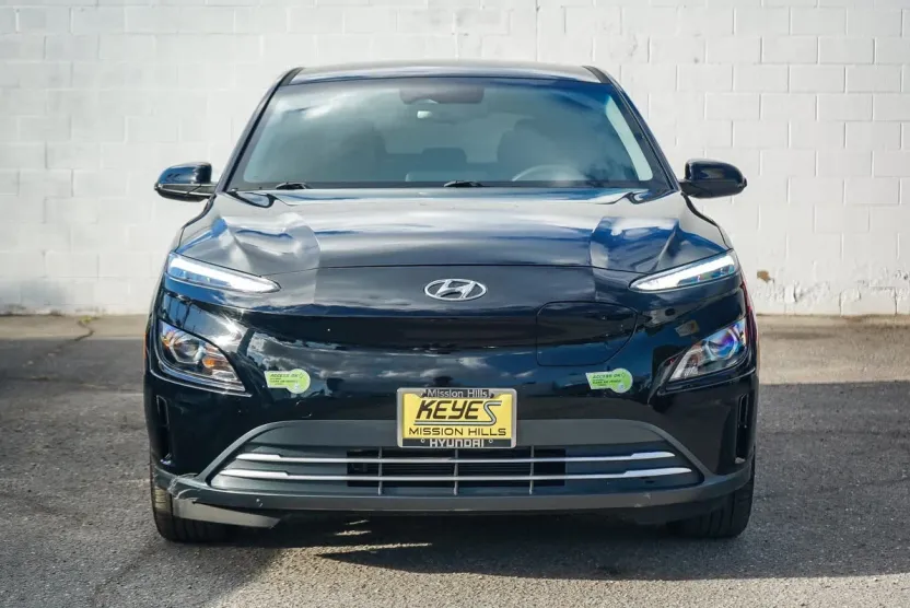2023 Hyundai Kona Electric SE photo 1