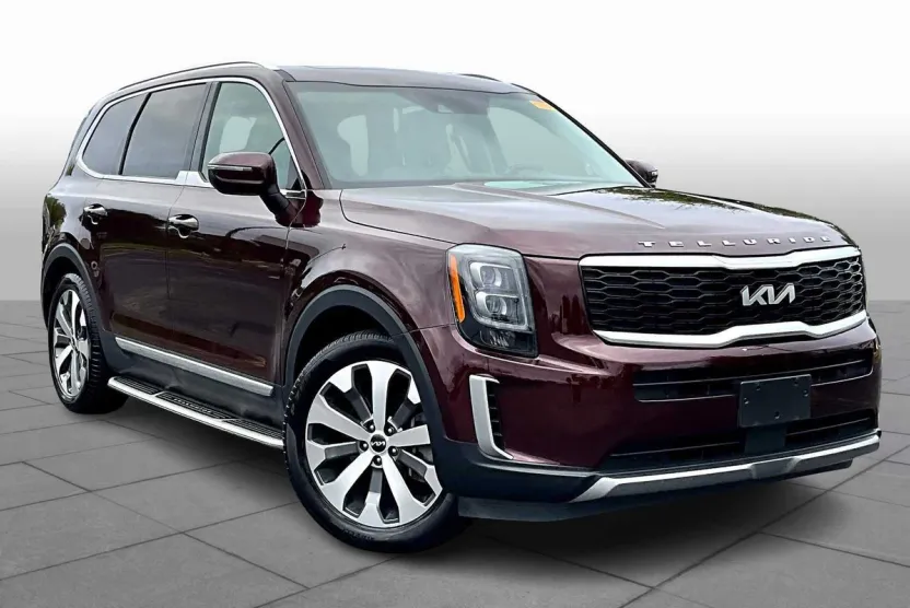 2022 Kia Telluride EX photo 1