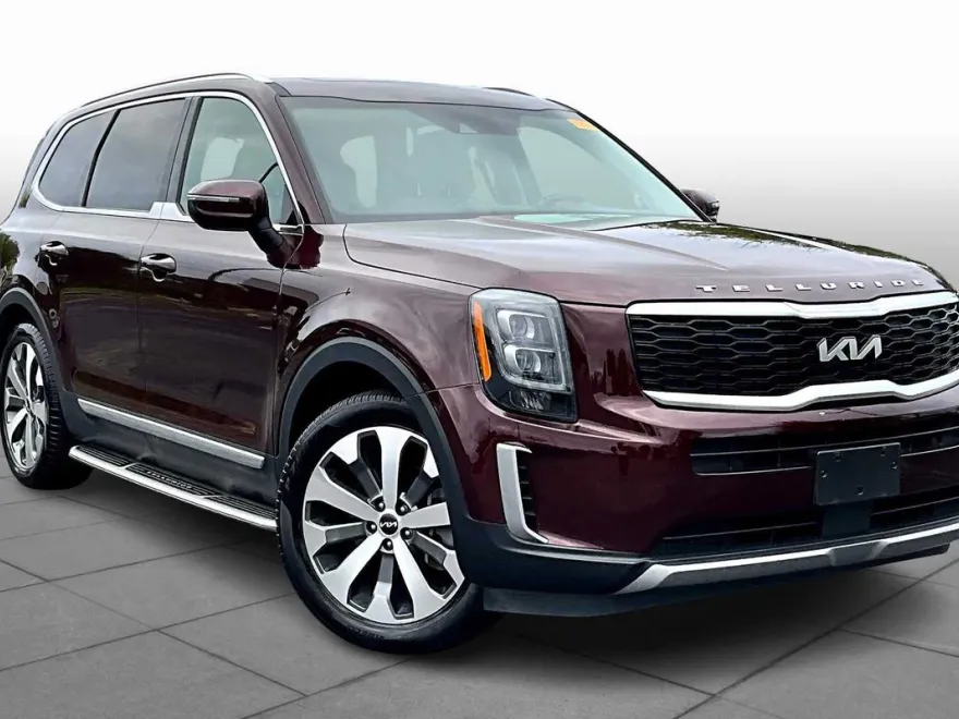 2022 Kia Telluride EX photo 1