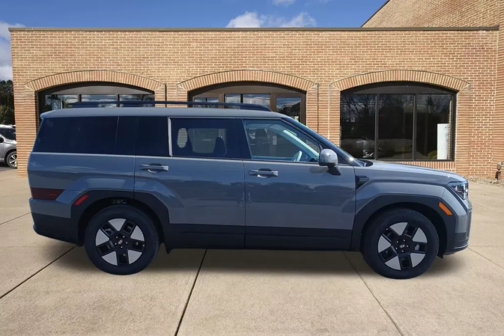 2026 Hyundai Santa Fe SEL photo 1