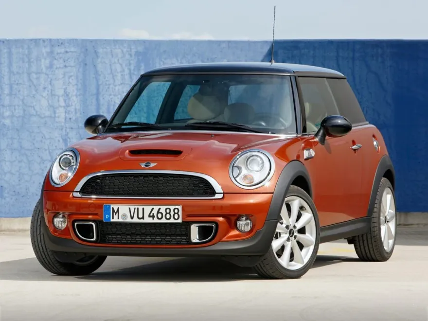 2012 Mini Cooper 2 Door Hardtop S photo 1