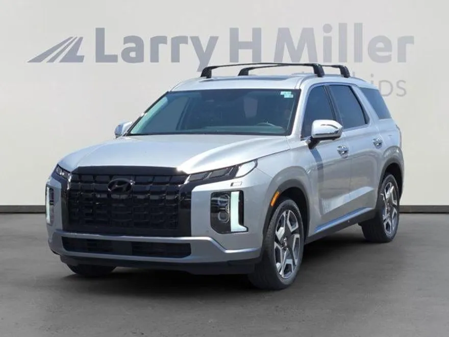 2025 Hyundai Palisade SEL photo 1