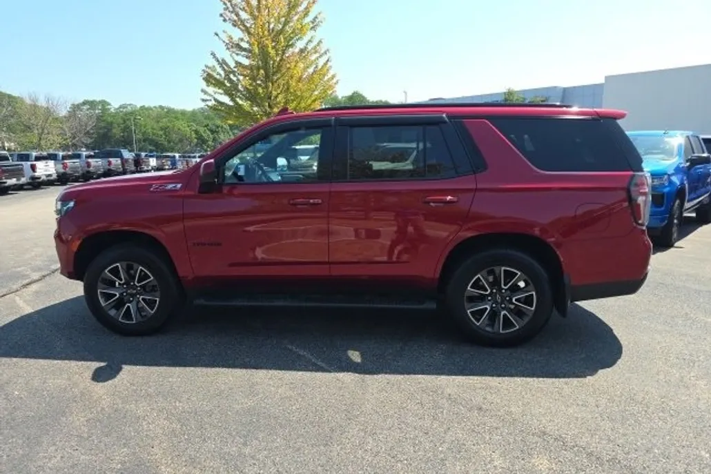2022 Chevrolet Tahoe Z71 photo 1