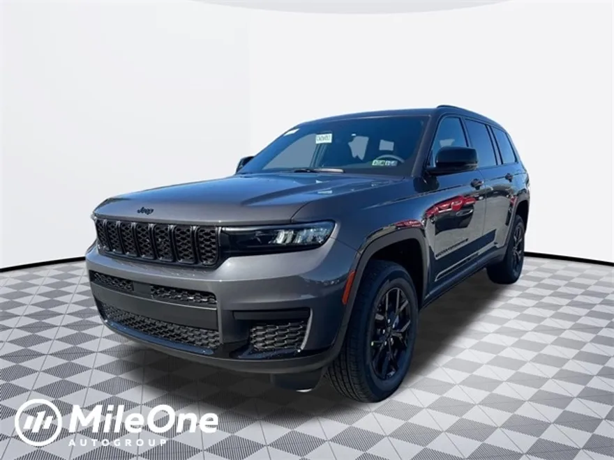 2025 Jeep Grand Cherokee Laredo Sport photo 1