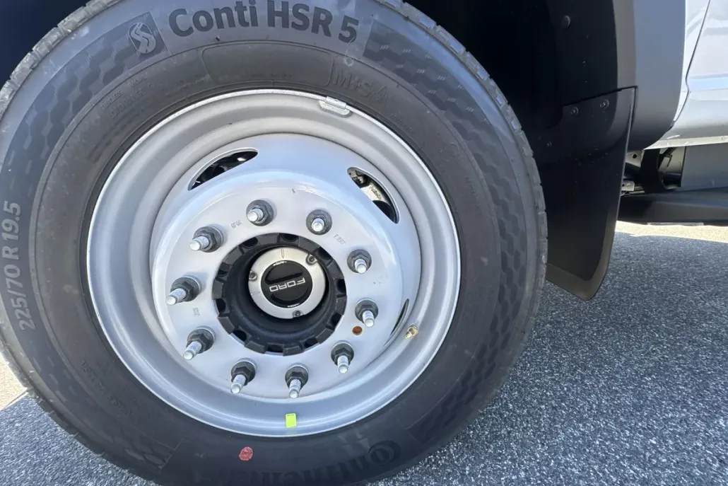 2026 Ford F-550 XL photo 1