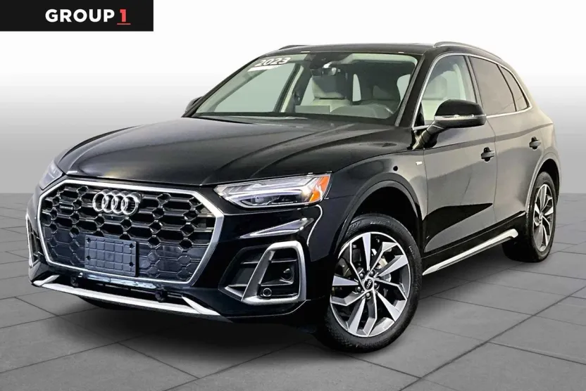 2023 Audi Q5 S line Premium Plus photo 1