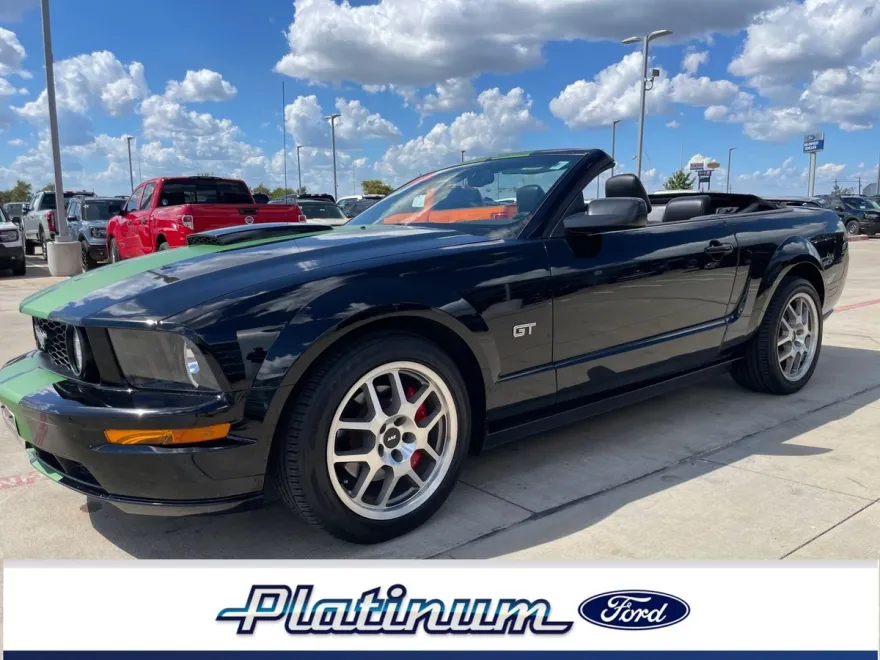 2007 Ford Mustang GT Premium photo 1