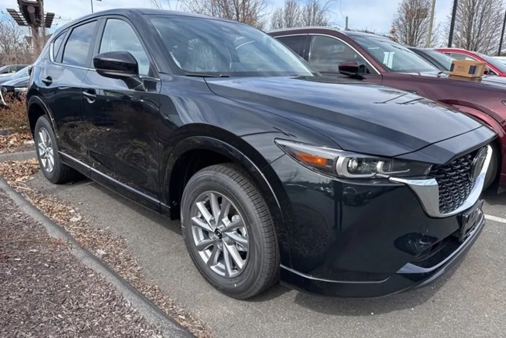 2025 Mazda CX-5 2.5 S Preferred photo 1