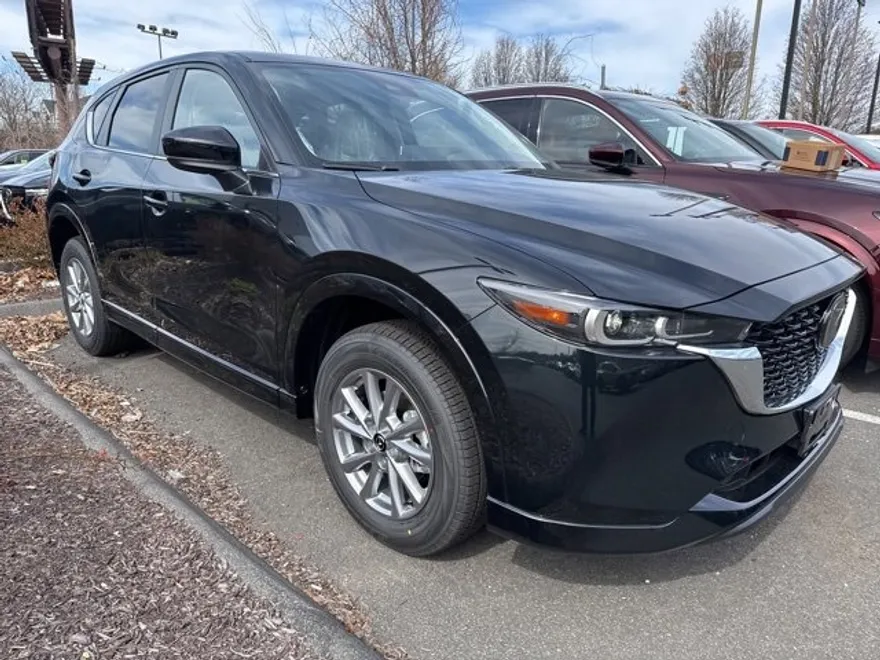 2025 Mazda CX-5 2.5 S Preferred photo 1
