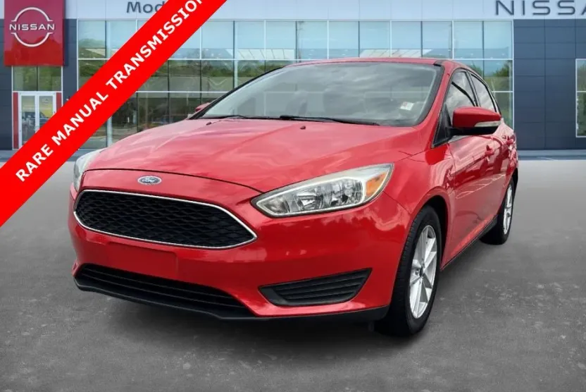 2017 Ford Focus SE photo 1