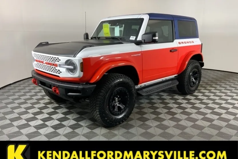2025 Ford Bronco First Edition photo 1