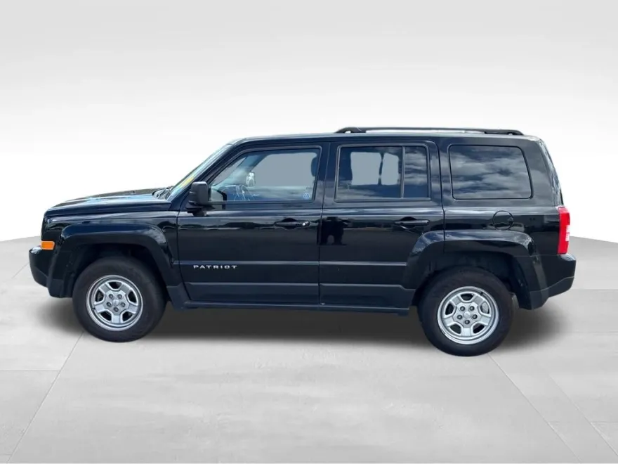2014 Jeep Patriot Sport photo 1