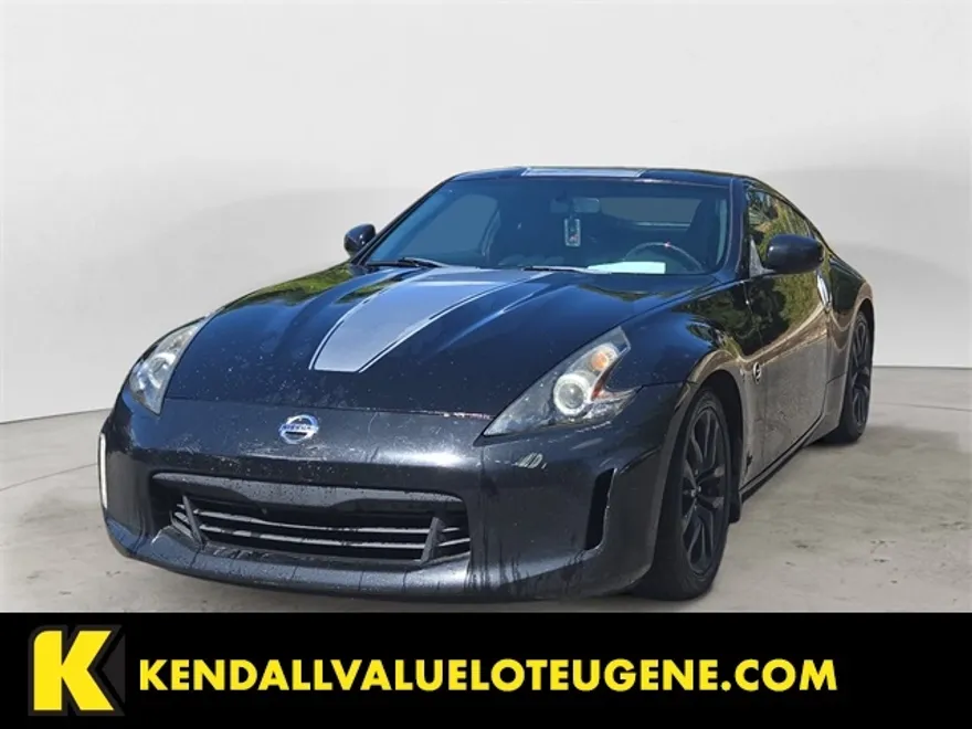2018 Nissan 370Z Base photo 1