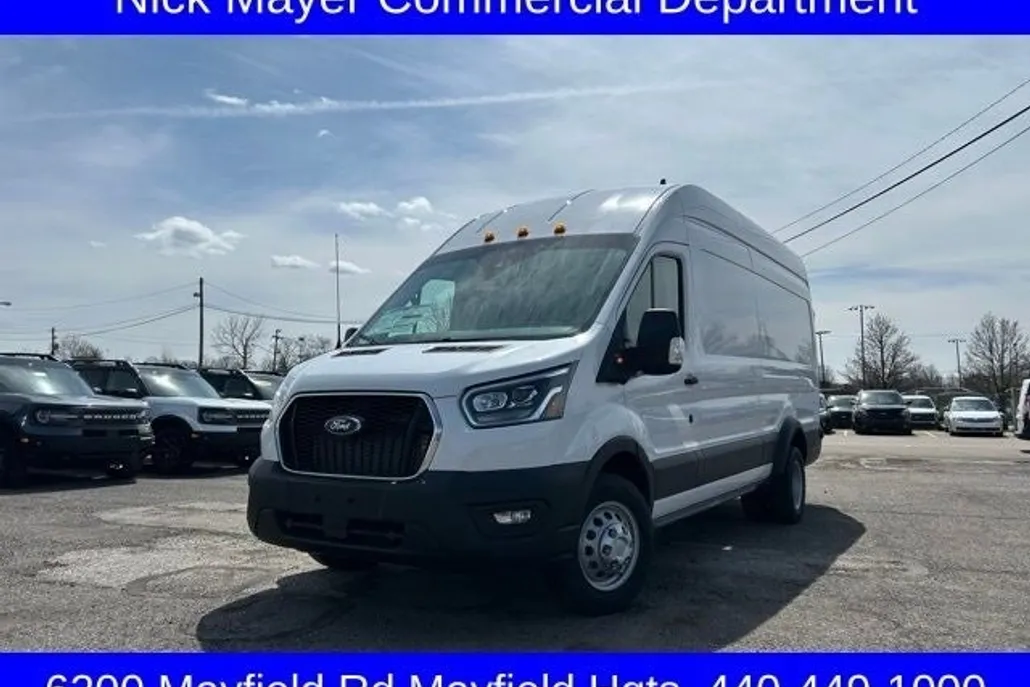 2025 Ford Transit photo 1
