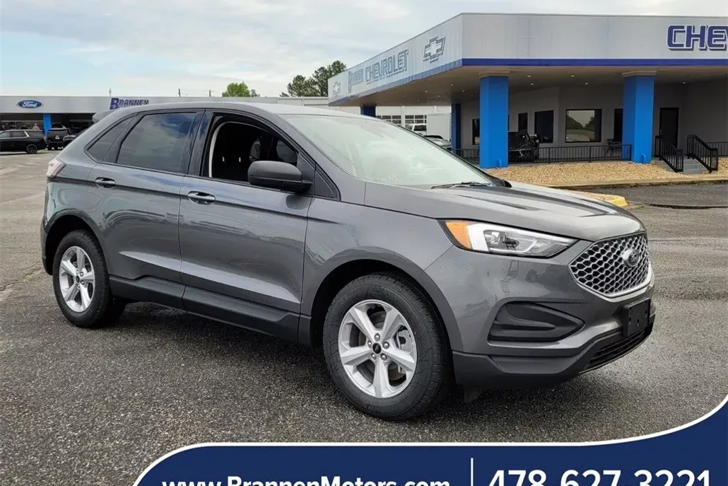 2024 Ford Edge SE photo 1