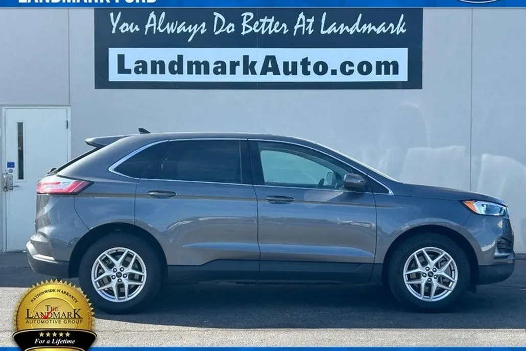 2023 Ford Edge SEL photo 1
