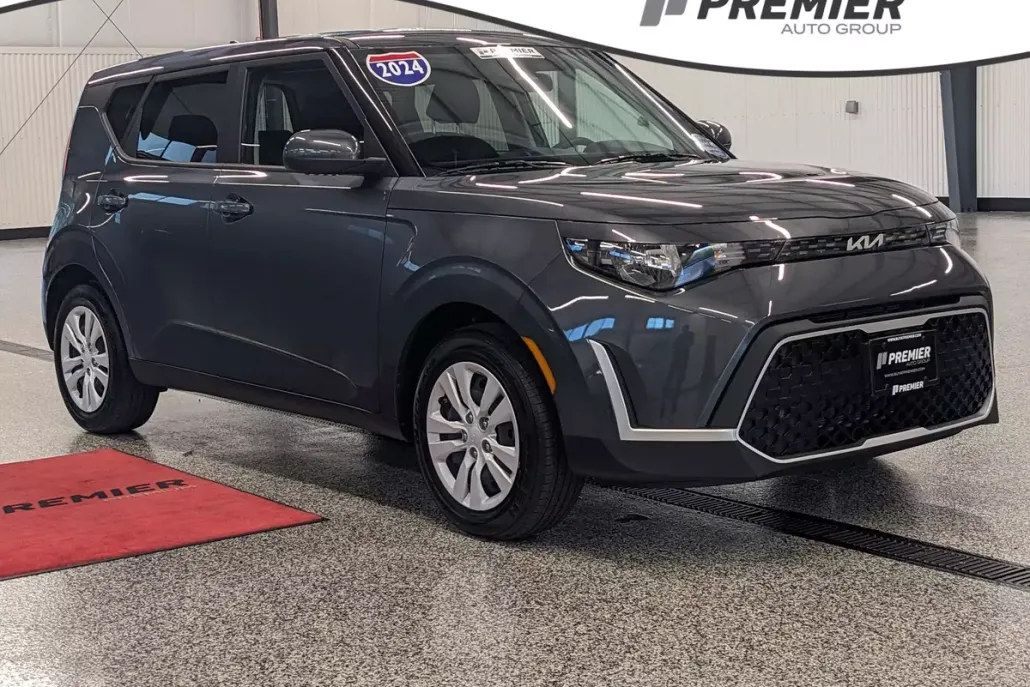 2024 Kia Soul LX S photo 1