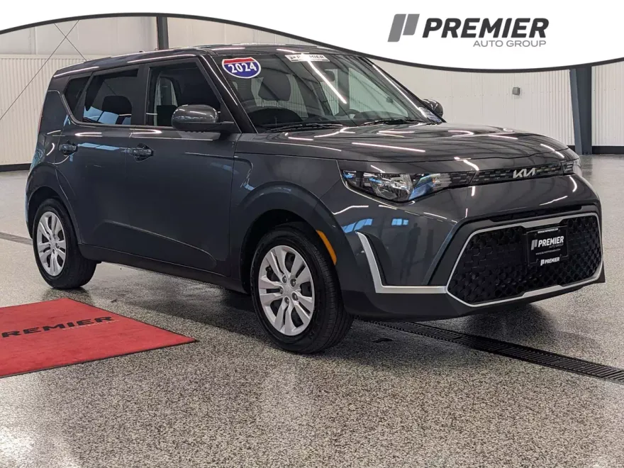 2024 Kia Soul LX S photo 1