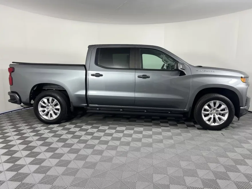 2021 Chevrolet Silverado 1500 Custom photo 1