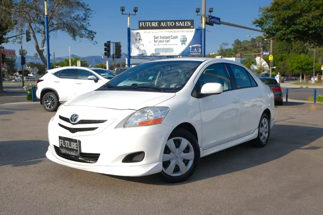 2007 Toyota Yaris S photo 1