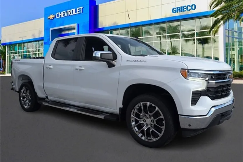 2026 Chevrolet Silverado 1500 LT photo 1