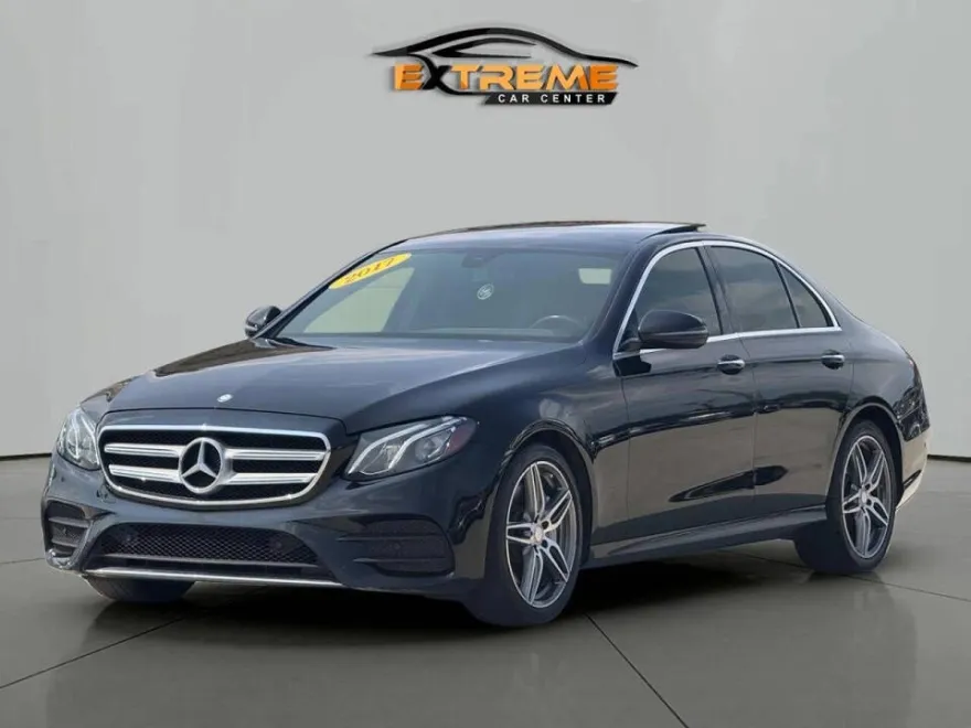 2017 Mercedes Benz E 300 4MATIC photo 1