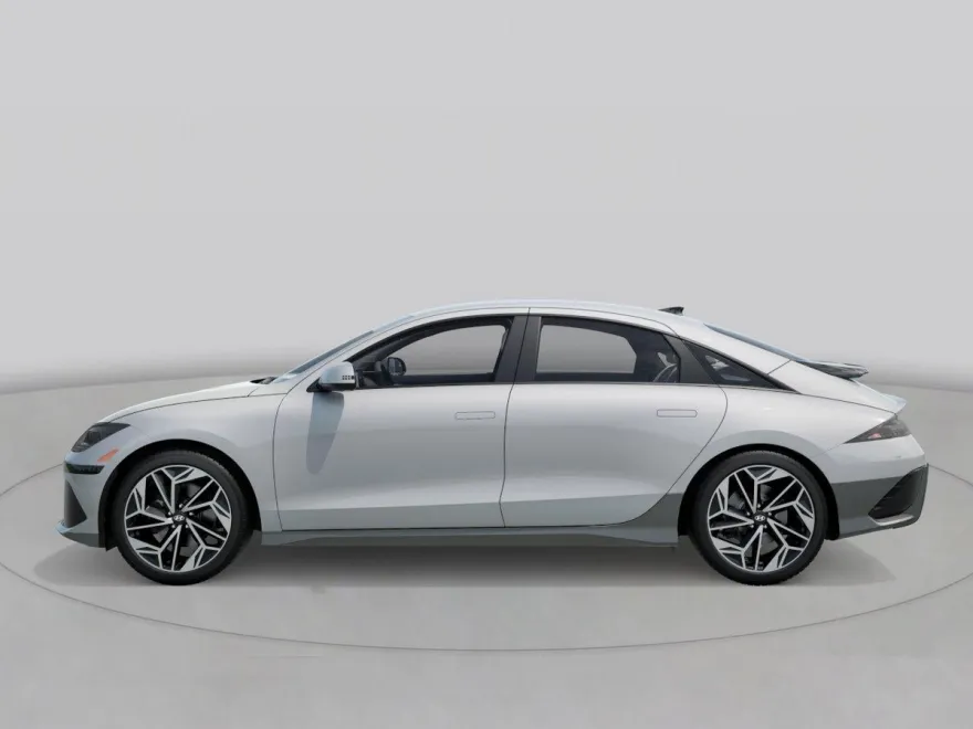 2025 Hyundai Ioniq 6 SEL photo 1