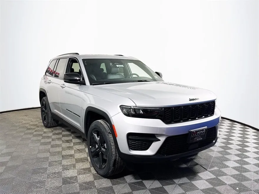 2025 Jeep Grand Cherokee Altitude X photo 1