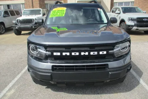 2024 Ford Bronco Sport Outer Banks photo 2
