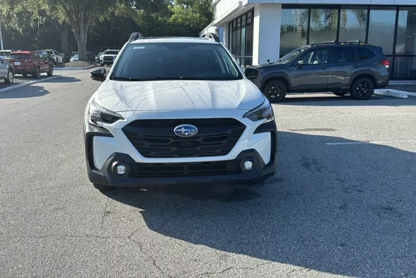 2025 Subaru Outback Onyx Edition photo 1
