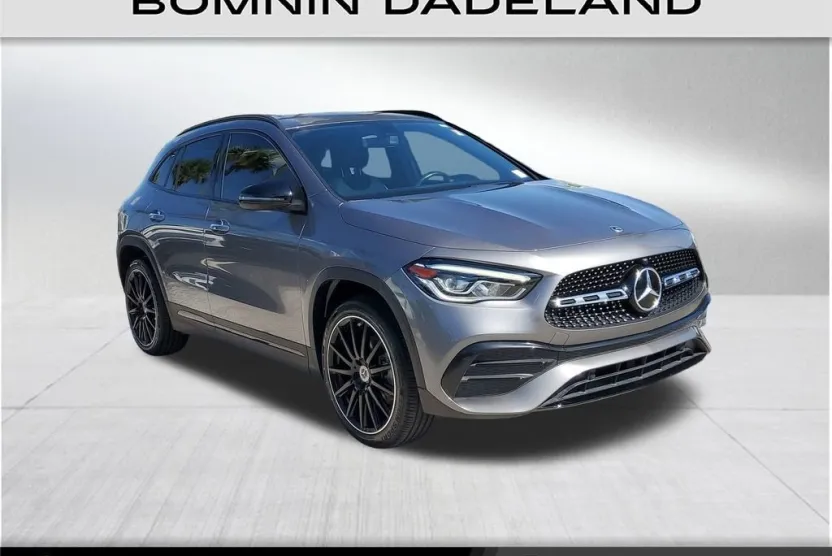 2021 Mercedes Benz GLA 250 photo 1