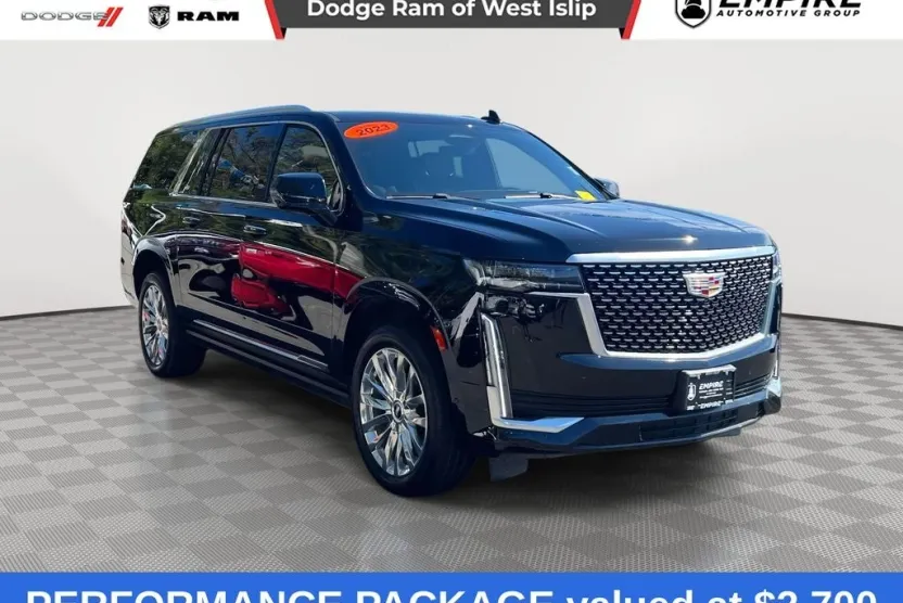 2023 Cadillac Escalade ESV Premium Luxury photo 1