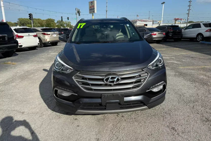 2017 Hyundai Santa Fe Sport 2.0T photo 1