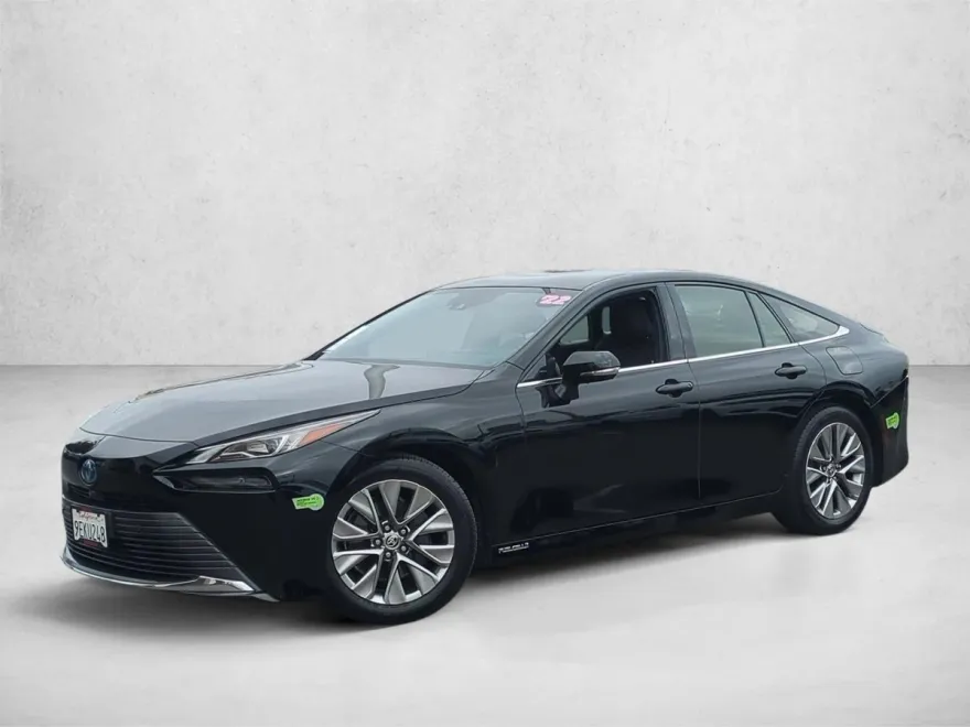2022 Toyota Mirai XLE photo 1