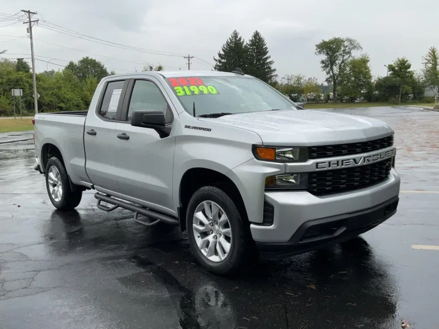 2021 Chevrolet Silverado 1500 Custom photo 1