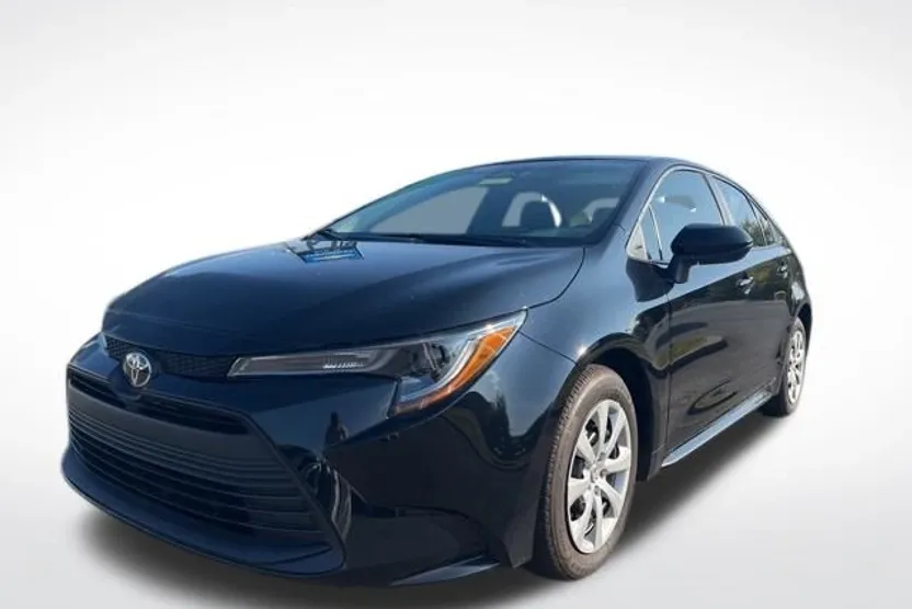2024 Toyota Corolla LE photo 1