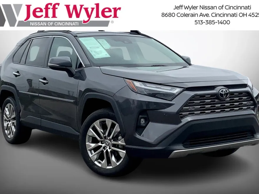 2022 Toyota RAV4 Limited photo 1