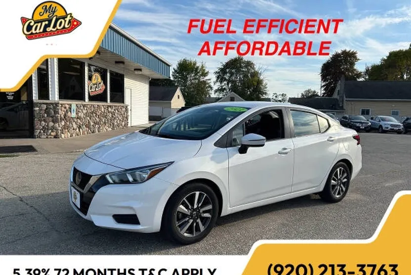 2021 Nissan Versa SV photo 1