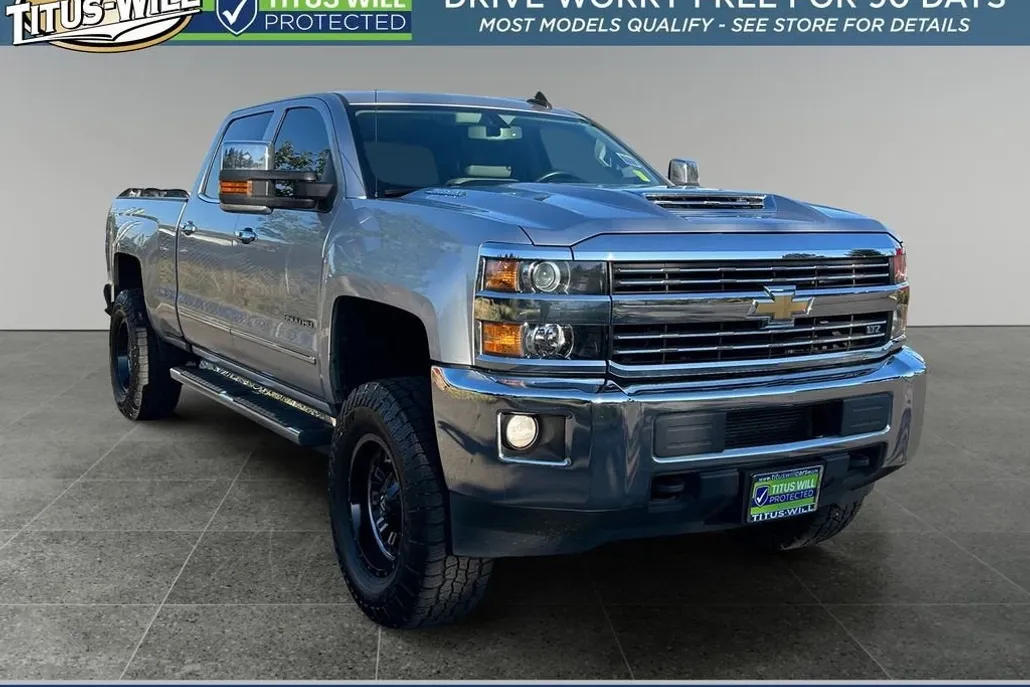 2017 Chevrolet Silverado 3500HD LTZ photo 1