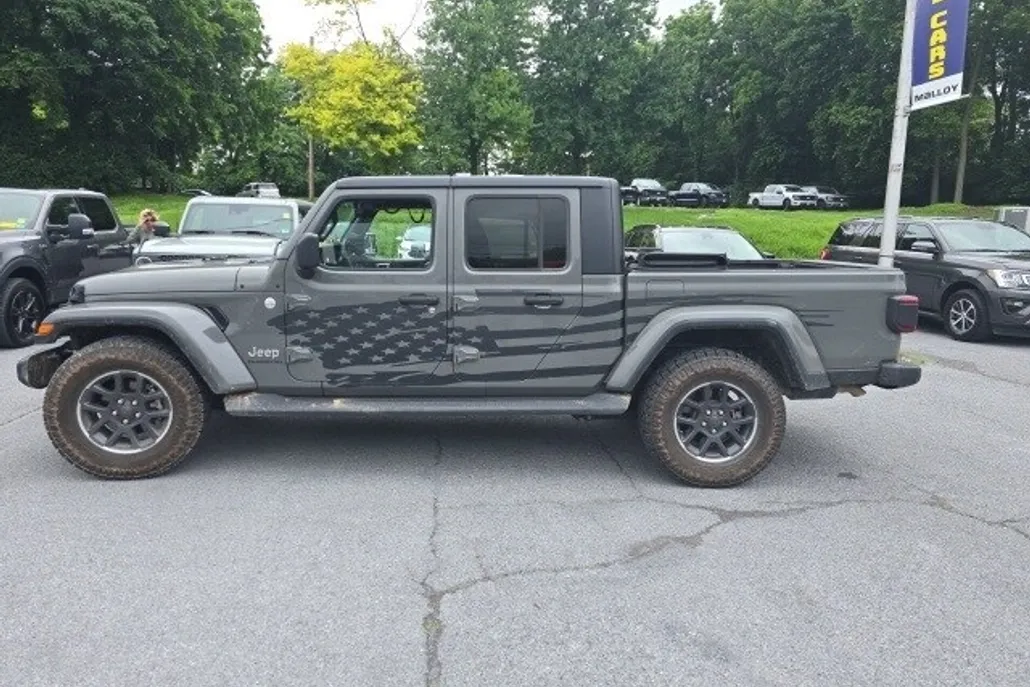 2021 Jeep Gladiator Overland photo 1